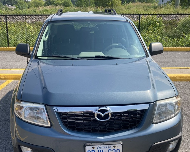 2010 Mazda Tribute in Cars & Trucks in Ottawa - Image 2