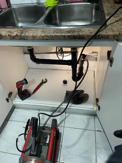 We unblock the following - kitchen sink - bathtub - toilet - main drain Prices are negotiable Call 6...