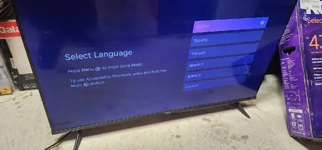 43" UHD VIDAA HDR 10 SMART TV W/BLUETOOTH $170 in TVs in City of Toronto - Image 7