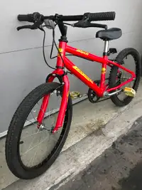 Vélo Venture 20po avec 5 vitesses pour enfant