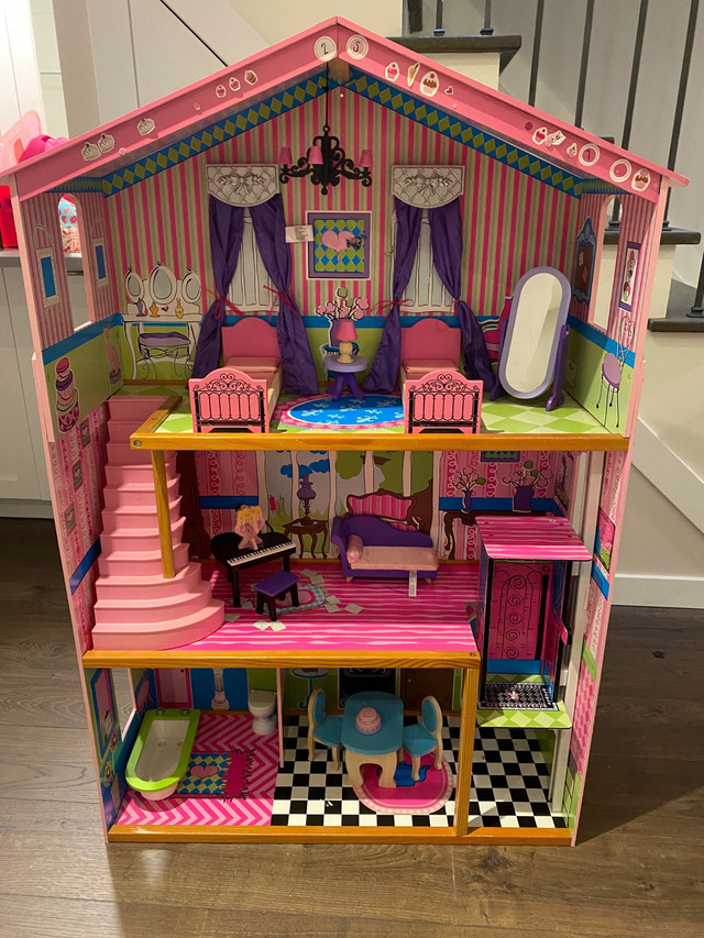 Kid Kraft Doll House with Furniture in Toys & Games in City of Toronto - Image 2