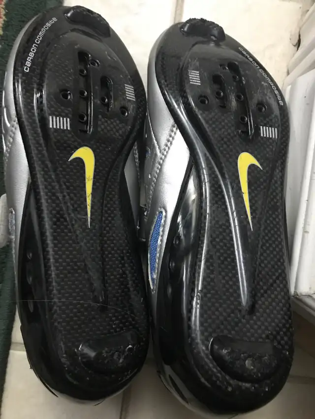 Women’s  Nike Road Bike Shoes Size 41 in Clothing, Shoes & Accessories in Markham / York Region - Image 6