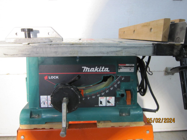 Banc de scie Makita No. 2702 EXCELLENTE CONDITION dans Outils électriques  à Longueuil/Rive Sud - Image 2
