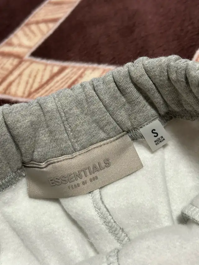  Essentials Dark Oatmeal Sweatpants in Men's in Mississauga / Peel Region - Image 3