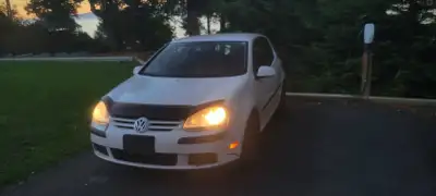Selling this 2007 Volkswagen Rabbit, 2 door hatchback. With low mileage 190,000 km. Tires are near t...