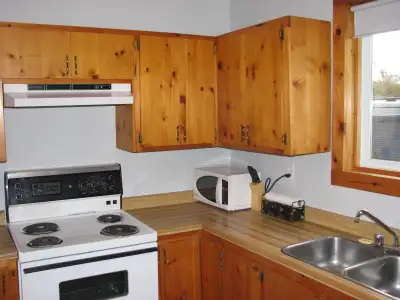 Selection of furnished rooms available in central Kincardine near the beach, trails, and downtown. F...