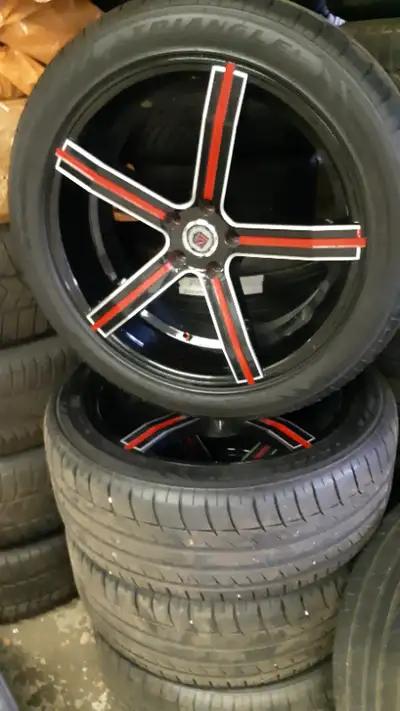 Set of 4, 5x114.3, all season 275-40-20 Triangle, 80% tread, came off of 2020 Toyota Rav4 ($2400 new...