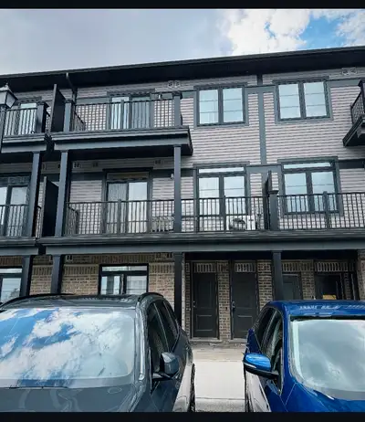 2 Beds 2.5 Baths - Townhouse Bright & Modern 2-Bedroom Townhouse for Rent in Prime Location! Kitchen...