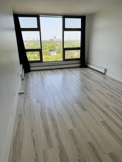 Bright & Beautiful One-Bedroom Condo with Stunning Halifax Views. Across Dal University and King’s C...