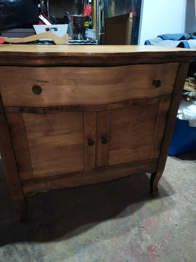 Antique Wash Stand in Arts & Collectibles in Sudbury