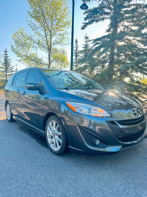 2017 Mazda 5 GT