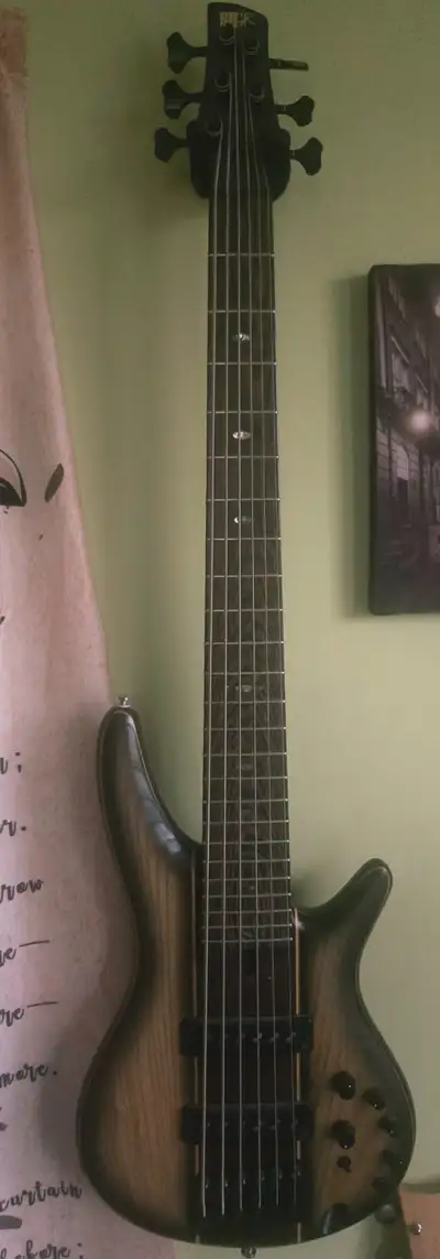 Ibanez SR1346B Premium 6-String Bass – Mint Condition, View more