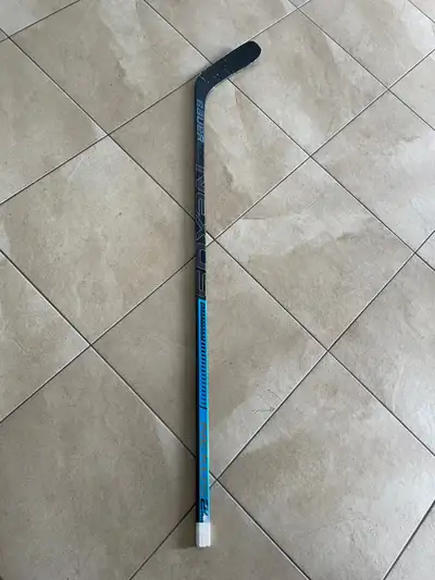Bauer 2N Pro intermediate hockey stick Right P88 55 flex, View more