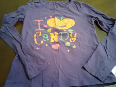 Girl's Halloween T Shirt - Size Youth Medium, View more