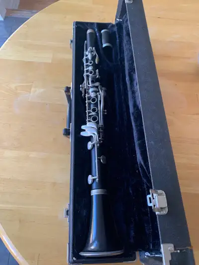 Student clarinet for sale. Hard case included.