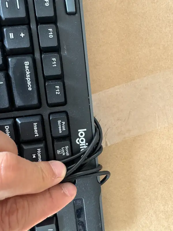 Logitech USB keyboard for Sale482653886565601282
