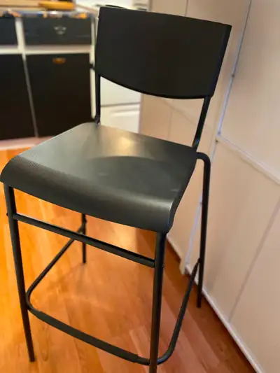Set of 4 IKEA Bar Stools – Black – Good Condition (Stackable), View more