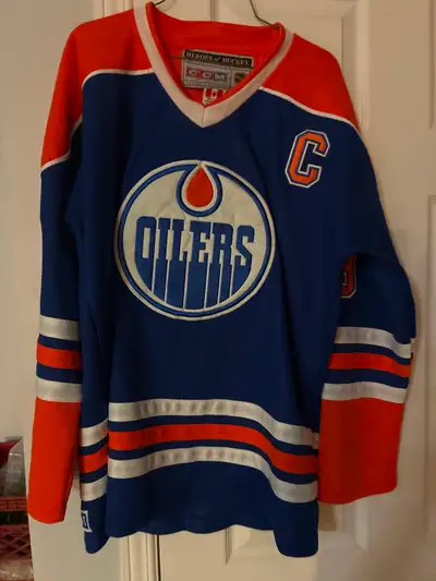 CCM Heroes of Hockey Wayne Gretzky #99 Edmonton Oilers Jersey, View more