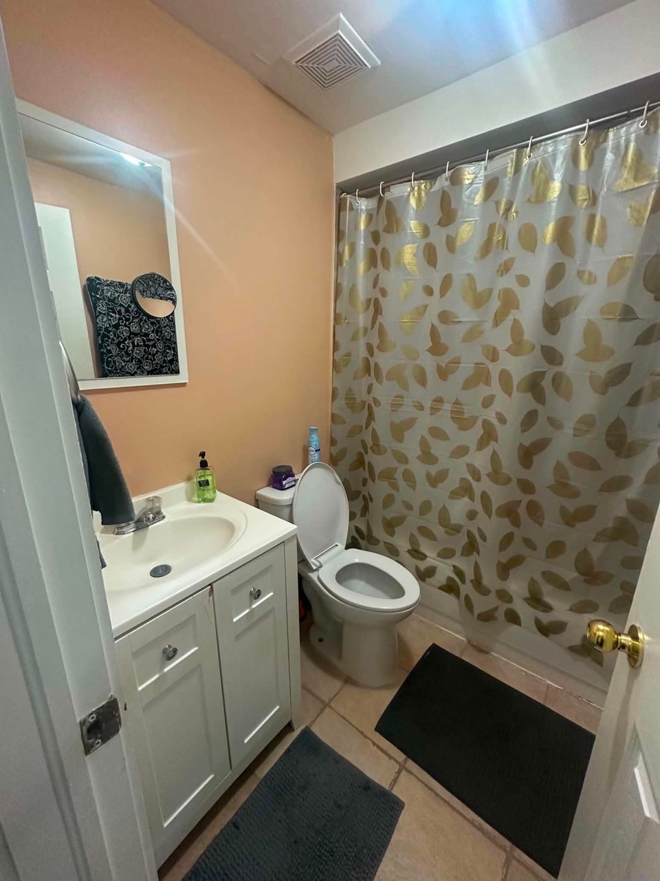 Female furnish room in the upper house, Brampton 3