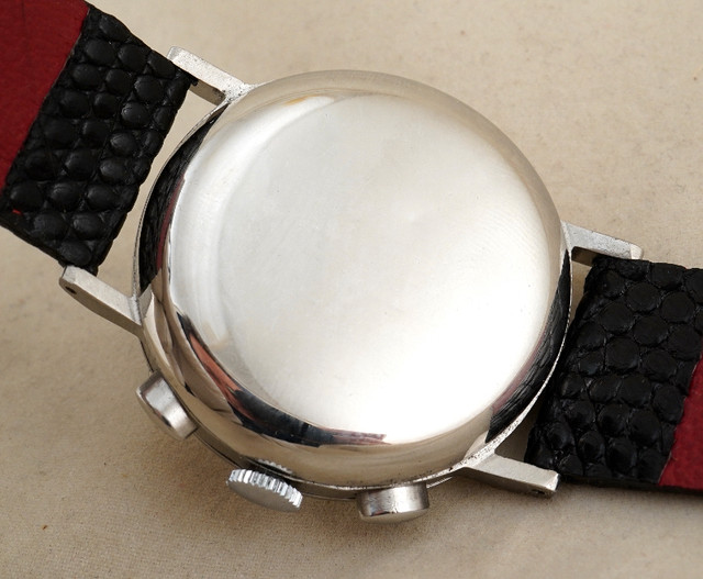 VINTAGE OMEGA 2393/3 CHRONOGRAPH LEMANIA 15 TL CALIBER 37MM SS in Jewellery & Watches in City of Toronto - Image 2