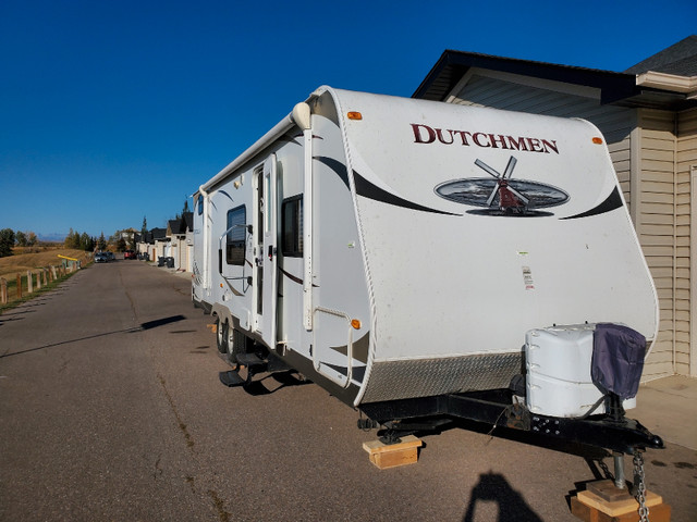 Dutchmen 295BHGS  Trailer 2012 Only 5900lbs in Travel Trailers & Campers in Edmonton