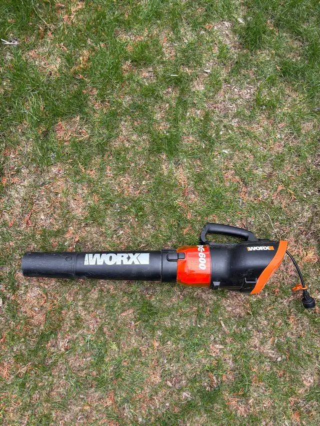 leaf blower, electric,  worx in Lawnmowers & Leaf Blowers in Kingston - Image 2