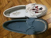 Minnetonka shoes/ souliers neufs