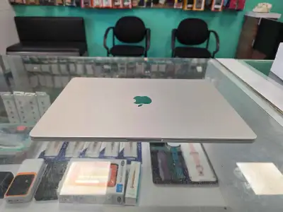 MacBook Air 2025 | M4 | 15" | Never Opened, View more