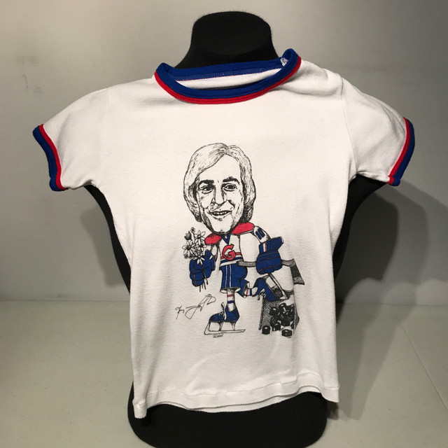Vintage 1970s Guy Lafleur Flower Kids T Shirt Montreal Canadiens in Arts & Collectibles in Ottawa - Image 2