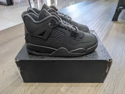 DS Air Jordan "Black Cat" 4 - Size 4Y, View more