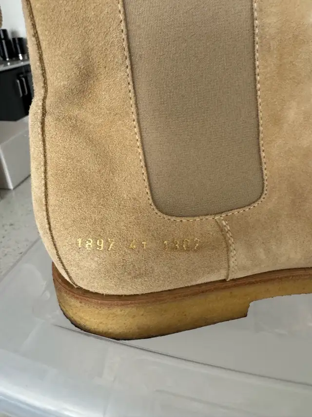 Common Project Chelsea Boots in Men's Shoes in Markham / York Region - Image 3