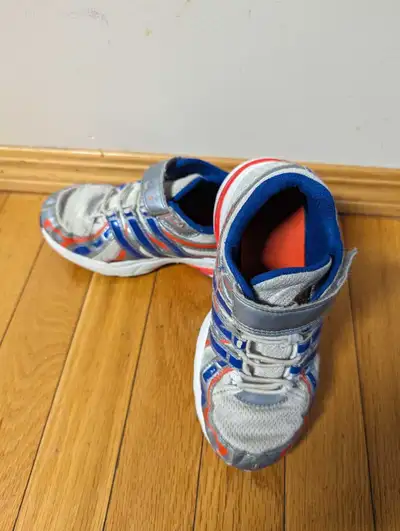 Used toddler ADIDAS runners size 13, View more