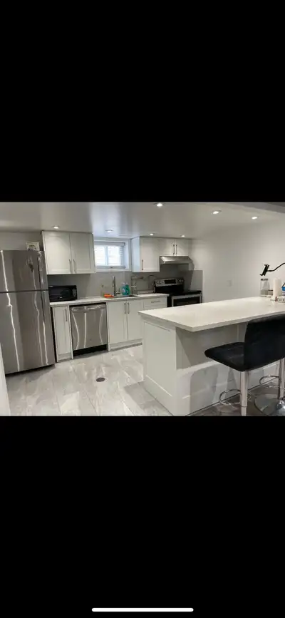 For Rent Basement Apartment- Ridgemount crescent L5G1Z2 Mississauga $1,700 one bedroom, one washroom...