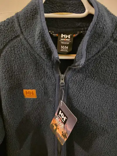 Helly Hansen Workwear Men's Heritage Pile Midlayer One Piece size medium. in new condition. Inspired...