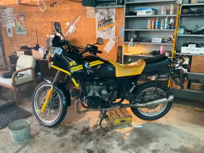 1992 BMW R100 GS Bumble Bee, Alloy Paniers, stainless steel exhaust, windshield, 15006 miles. New ba...