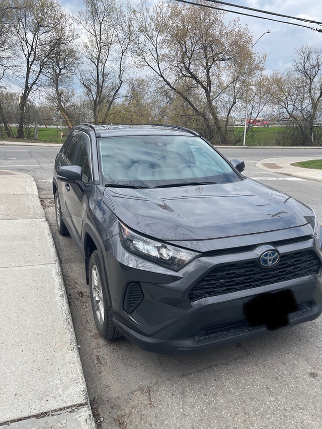 Toyota RAV4 Hybrid Le/ AWD | Cars & Trucks | Ottawa | Kijiji