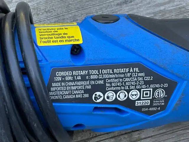 Mastercraft Corded Variable Speed Rotary Tool with Attachments in Power Tools in Edmonton - Image 6