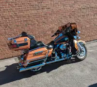 2008 Harley Electra Glide Anniversary edition, copper color