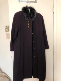 Manteau pour femme pure laine vierge