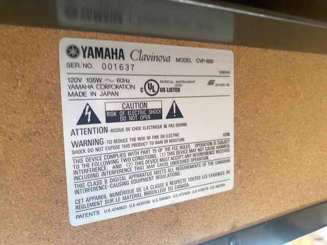 Yamaha Clavinova baby grand electric piano CVP-600 in Pianos & Keyboards in Bedford - Image 2