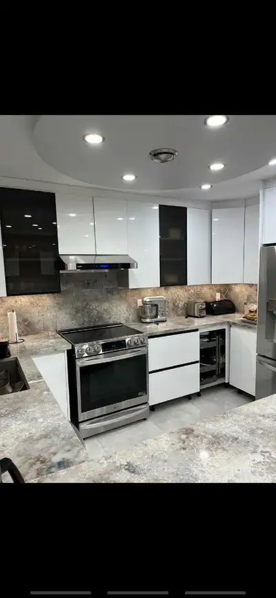 Je propose mes services pour : - Installation de TV et luminaires - Assemblage de meubles - Installa...