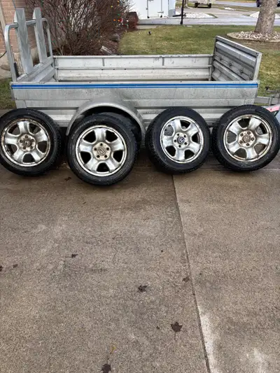 205/55R16 BOLT PATTEREN 5X114.3 LOTS OF TREAD MICHELIN X-ICE