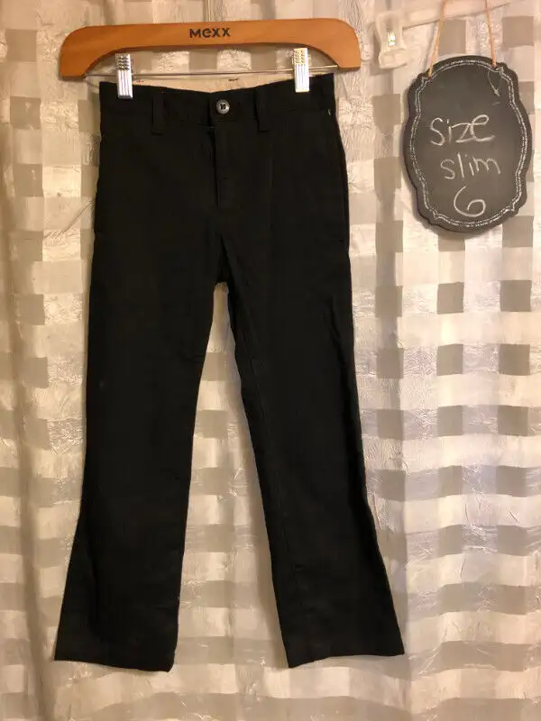 GAP boys Cotton Black Dress pants - 6 slim fit in Clothing - 5T in Calgary - Image 2
