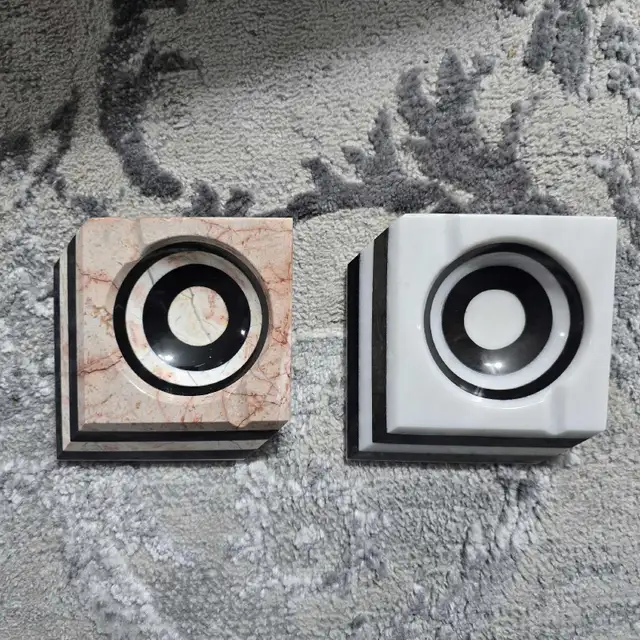 Set of Marble Ashtrays in Home Décor & Accents in Brantford - Image 2
