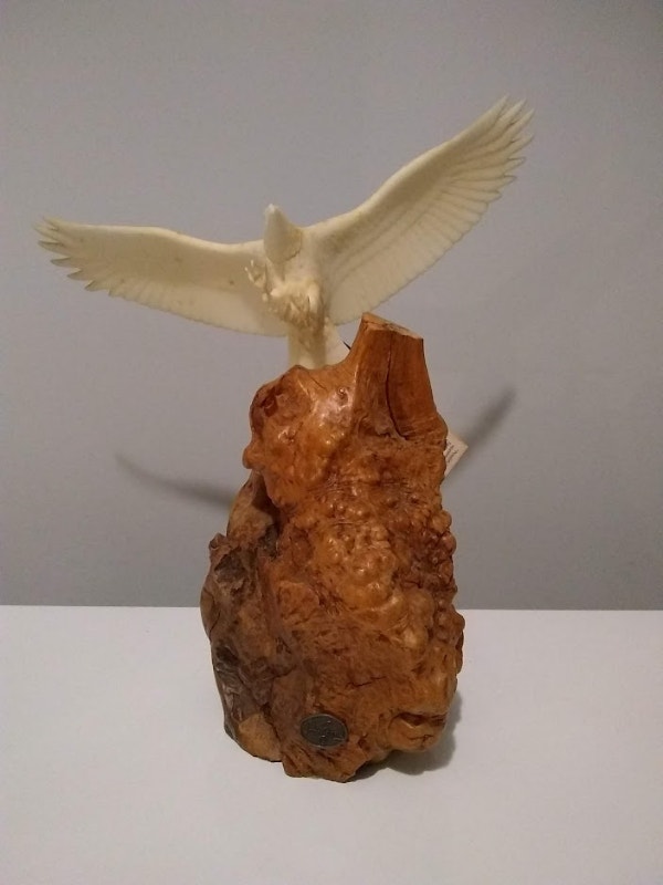 1984 American Bald Eagle sculpture by John Perry Arts & Collectibles Kitchener / Waterloo