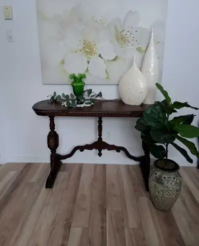 Table console antique impeccable, View more