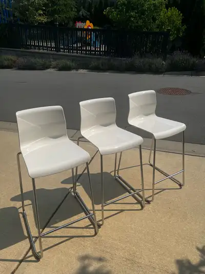 IKEA Glenn Bar stool FOR SALE, View more