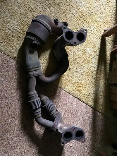 Factory Oem 2008 Subaru Impreza 2.5i exhaust manifold/ header With catalytic converter. Fits other n...