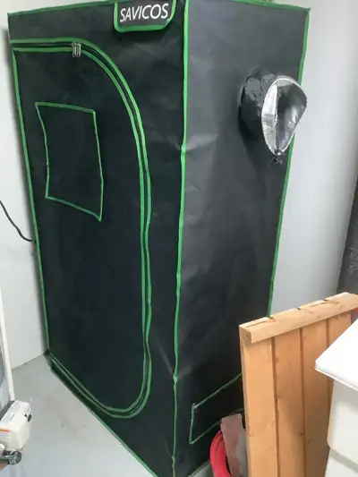 grow lights and grow tent, View more