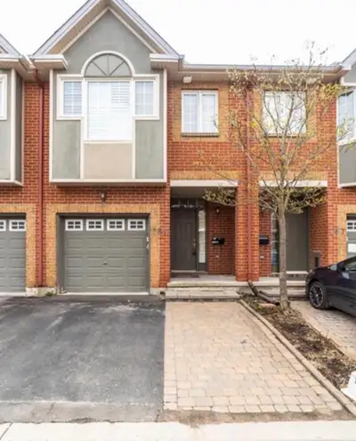 Basement for Rent – Female Student Preferred | Beside Roger Guindon Hall | $950/Month Bright and cle...